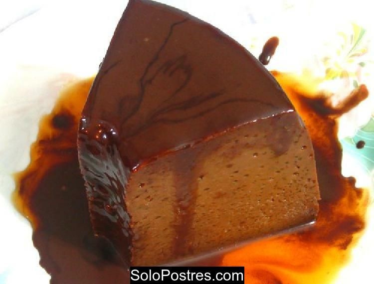 Flan de chocolate