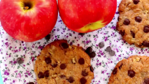 Galletas de mantequilla de maní y manzana