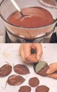 Como preparar hojas de chocolate