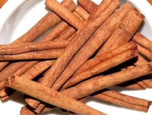 Canela, una especia muy antigua sus origenes y sus usos