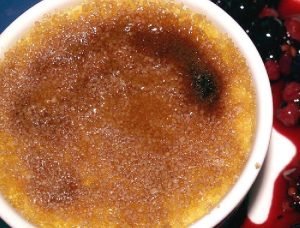 Crema catalana, historia y secretos de su preparación