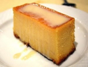 Budin de pan con banana o platano