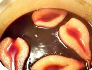 Peras light bañadas con crema de chocolate