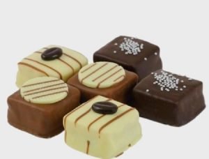 Petit fours de chocolate