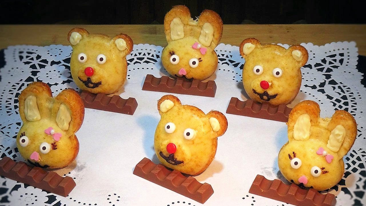 Bizcochitos de yogurt decorados
