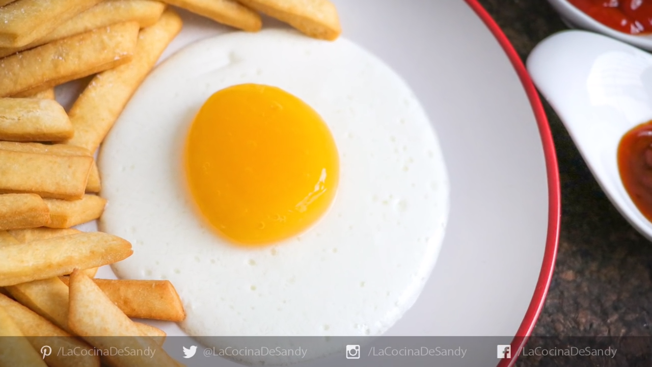 Huevo frito de mango y yogurt