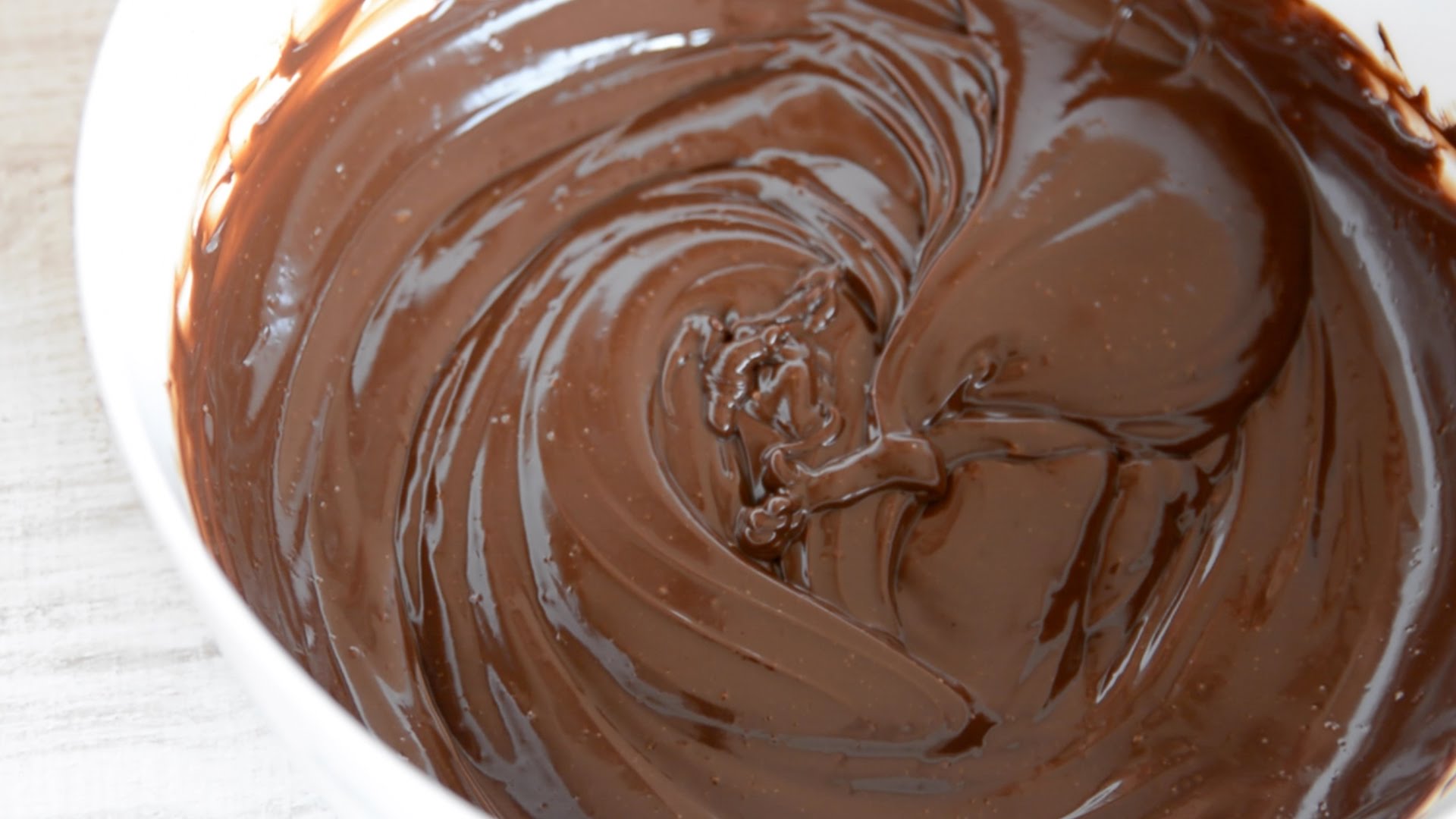 Cómo hacer crema de chocolate