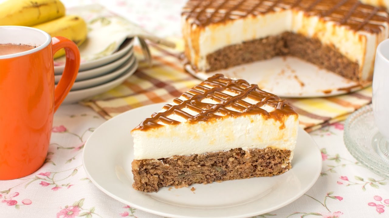 Tarta de Queso Sobre Bizcocho de Plátano