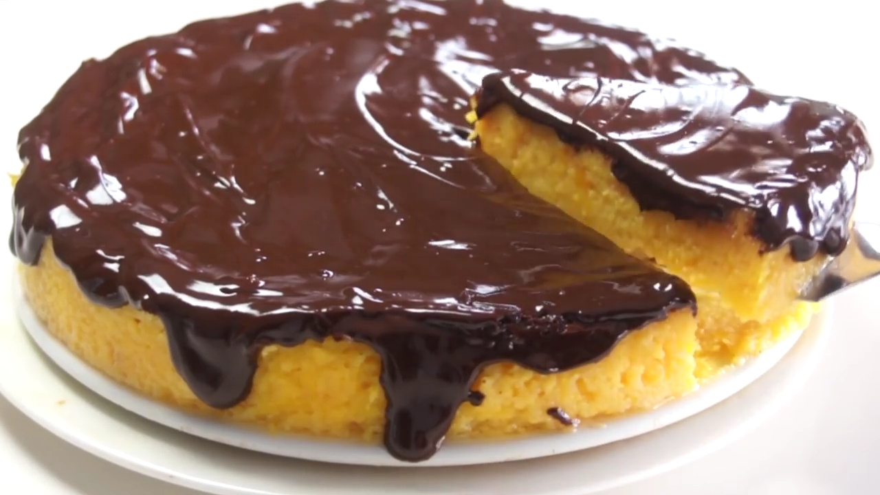 Tarta de calabaza con cobertura de chocolate