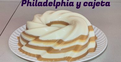 Gelatina de Philadelphia con dulce de leche